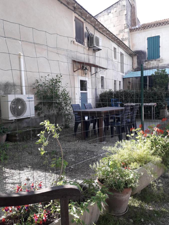 Ferienwohnung Le Rebattu 3 Raphèle Exterior foto