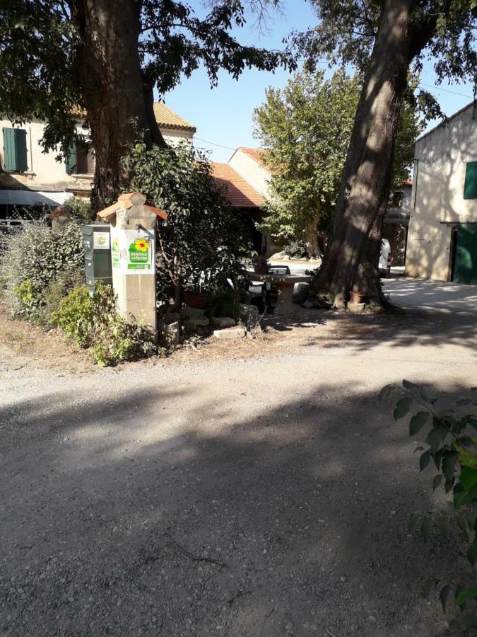 Ferienwohnung Le Rebattu 3 Raphèle Exterior foto
